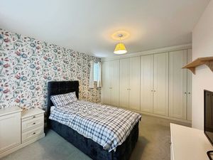 Photo 7- click for photo gallery